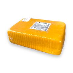 Сыр Чеддер Ред Молочный Мир ~3,5кг (Беларусь)