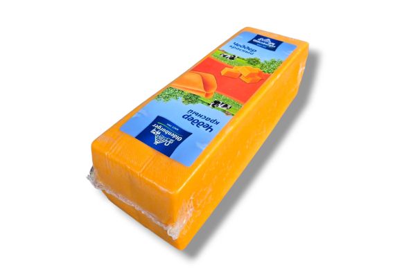 Сыр Чеддер красный 45% ТМ Oldenburger  брус ~3,2кг
